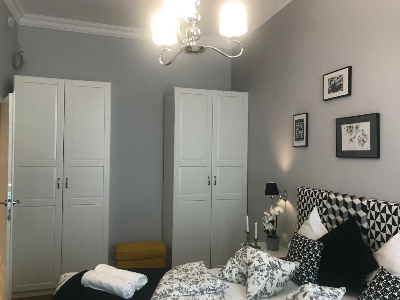 Apartamento Stare Miasto Bednarska 10 Varsovia Exterior foto